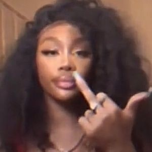 Meet your Posher, Kia